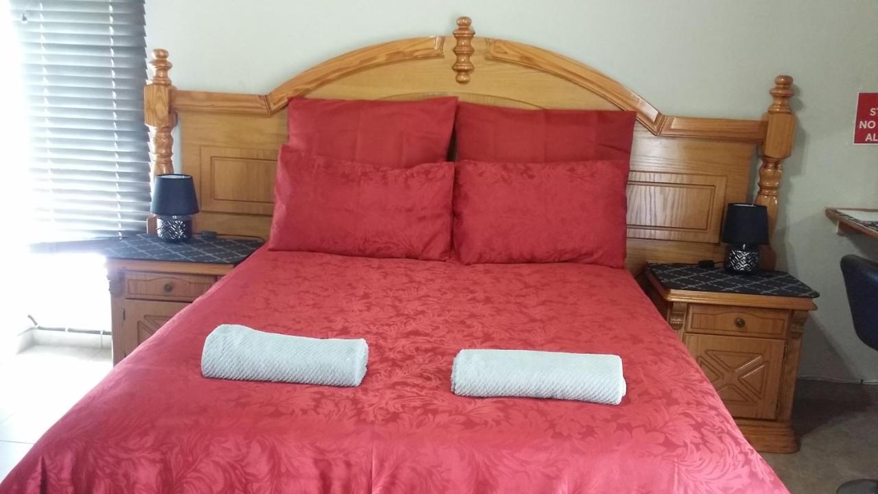 Chariots Guest House Полокване Экстерьер фото